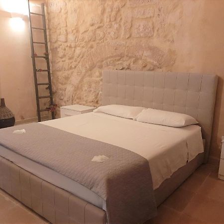 Ferienwohnung Dimora Salentina Via Scarambone Lecce Exterior foto